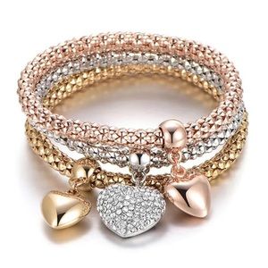 Aphrodite’s Solid Hearts Charm Bracelet Set